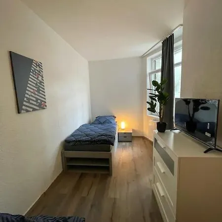 Neu Eingerichtete Monteurwohnung In Zentraler Lage In * Magdeburg