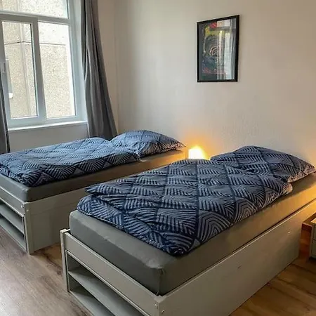Apartment Neu Eingerichtete Monteurwohnung In Zentraler Lage In *